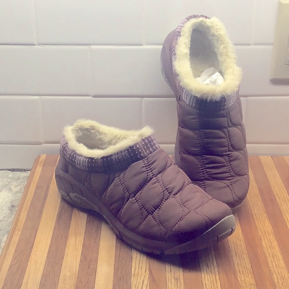 Women's Merrell Encore Ice 4 Puff Sizes 7.5 - Picture 2 of 14